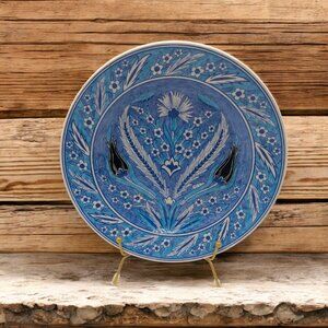 Vintage Hand Painted Turkish Küthaya Pottery Plate Blue White 9"